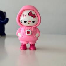 IMPORTED Face Changing Doll Keychain, Mood-Changing Key Ring